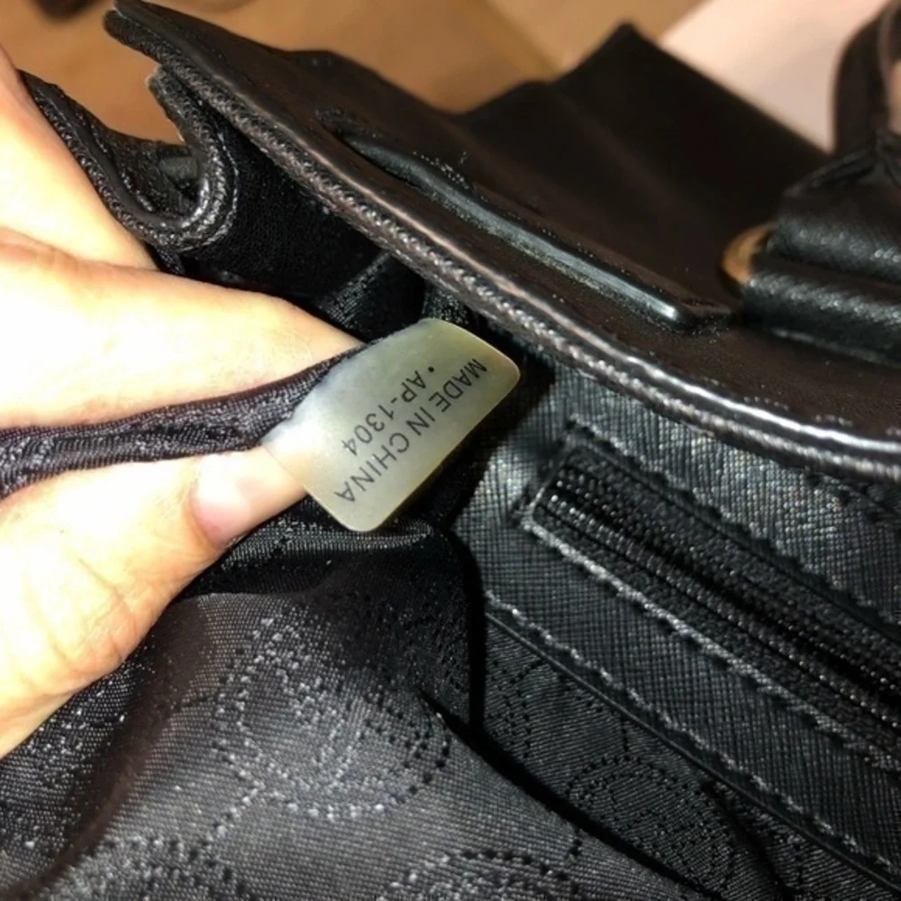 MICHAEL KORS black saffiano leather Hamilton bag